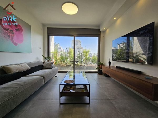 WhatsApp Image 2025-07-01 at 09.11.03 (1)