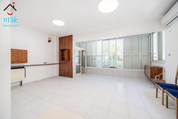 WhatsApp Image 2025-11-03 at 11.49.17 (1)