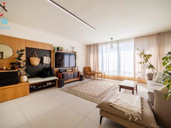 WhatsApp Image 2026-04-14 at 09.41.43 (3)